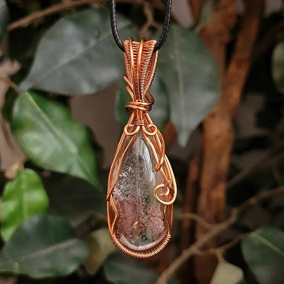 Handmade Garden Quartz Crystal Pendant in Copper - Picture 2 of 2